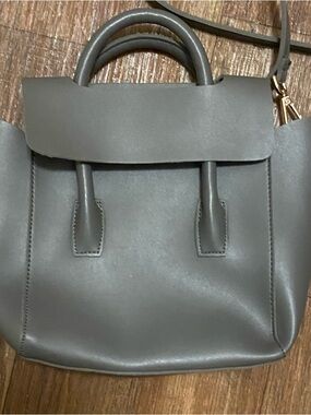 Dream Control Gray Faux Leather Handbag Purse Shoulder Bag 8x10x2.5 Minimalist